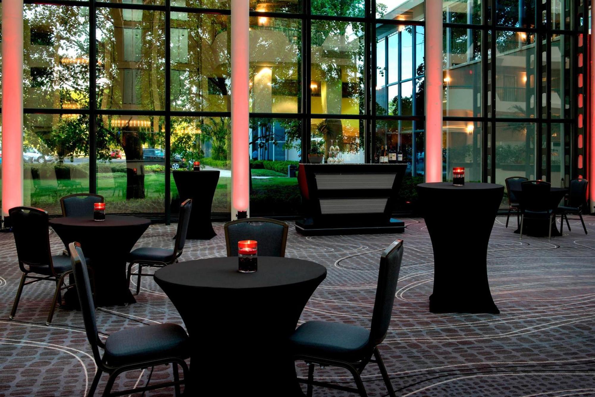 Marriott Melville Long Island Екстер'єр фото